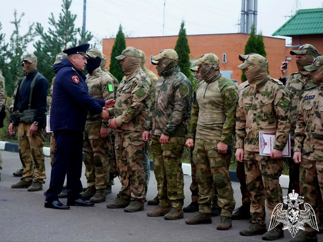 В Главном управлении Росгвардии по Московской области состоялась торжественная встреча сотрудников СОБР и ОМОН «Пересвет», выполнявших служебно-боевые задачи на территории Северо-Кавказского региона (видео)