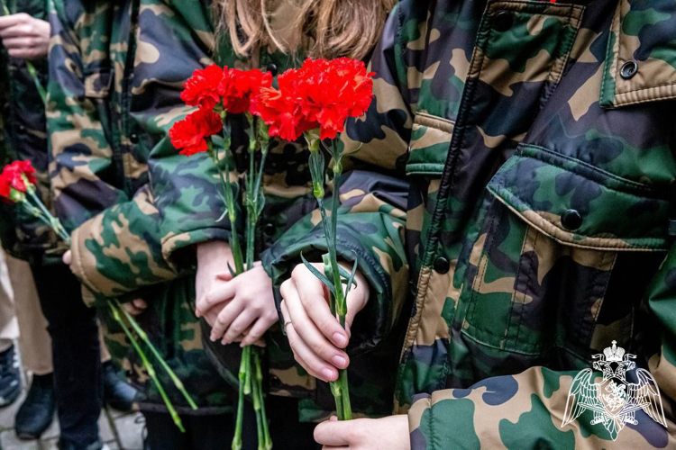 В Московской области сотрудники спецподразделения Росгвардии познакомили школьников со своей профессией
