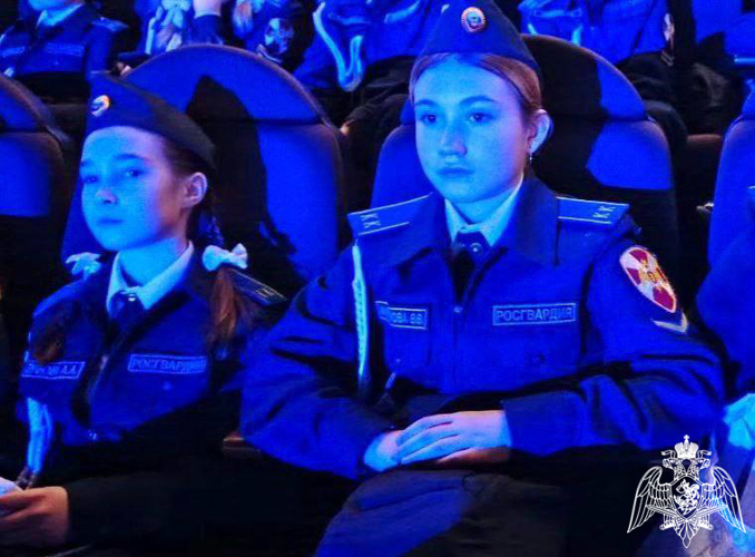 Кадеты подольского «Гвардейского класса» побывали на новогоднем спектакле «Рождество в Музыколандии»
