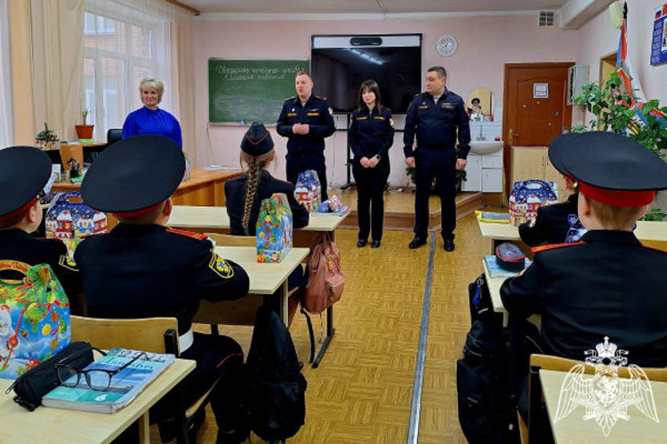 В Подмосковье поздравили кадет раменского «Гвардейского класса» с наступающим Новым годом (видео)