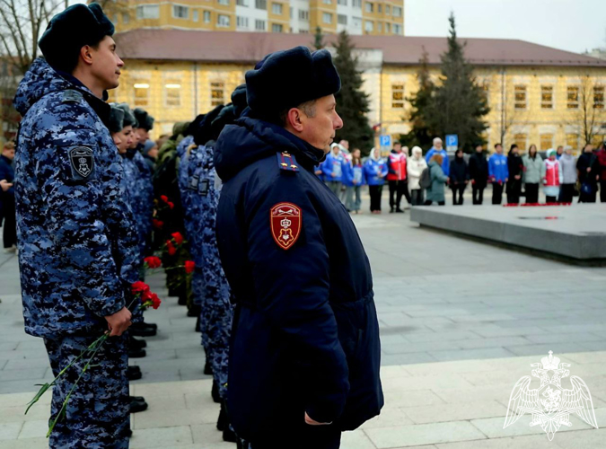 В День Неизвестного Солдата подмосковные росгвардейцы почтили память Героев, отдавших свои жизни на благо Отечества (Видео)