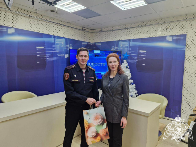 Подмосковные росгвардейцы поздравили творческие коллективы региональных СМИ с профессиональным праздником