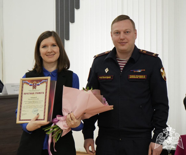 В подмосковном главке Росгвардии прошло торжественное мероприятие, приуроченное к празднованию юбилея со Дня образования подразделений по взаимодействию со СМИ (видео)