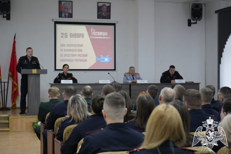 В подмосковном главке Росгвардии прошло торжественное мероприятие, приуроченное к празднованию юбилея со Дня образования подразделений по взаимодействию со СМИ (видео)