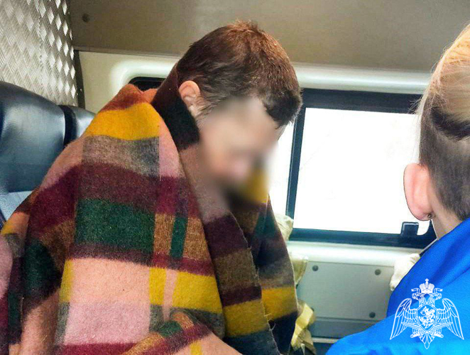 Провалившемуся под лёд в Подмосковье рыбаку на помощь пришли сотрудники Росгвардии