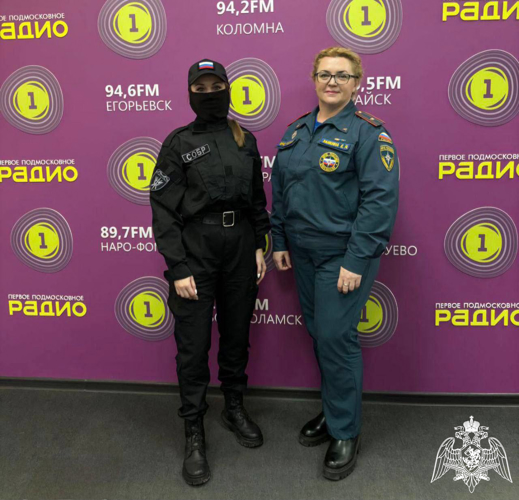 В преддверии Международного женского дня сотрудница СОБР подмосковного главка Росгвардии рассказала о службе в спецподразделении в эфире подмосковного "Радио 1"