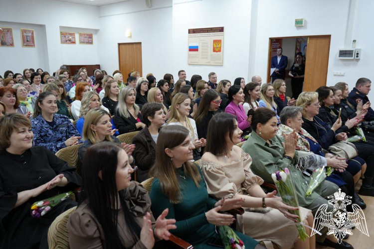 В Подмосковном главке Росгвардии прошло мероприятие в честь празднования Международного женского дня (видео)