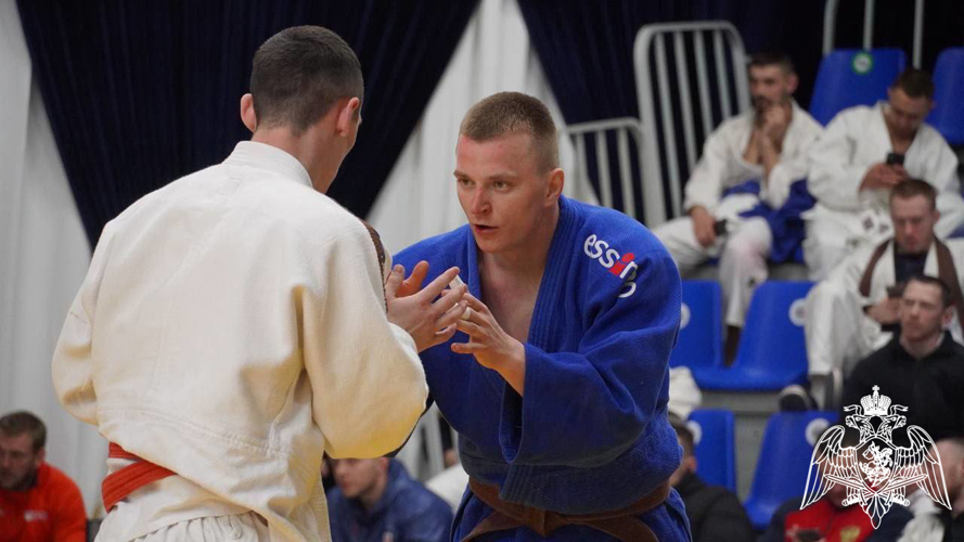 Команда подмосковного главка Росгвардии стала серебряным призером чемпионата Центрального округа по дзюдо