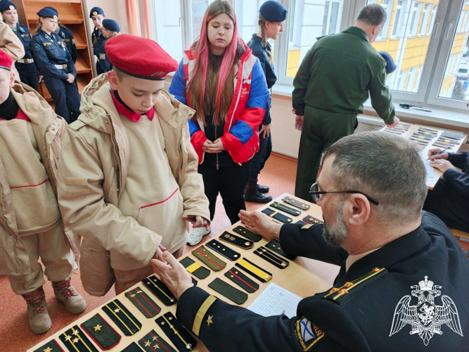 Кадеты подольского «Гвардейского класса» приняли участие в военно-патриотической игре «В белоснежных полях под Москвой-2025», посвященной 80-летию Великой Победы (Видео)
