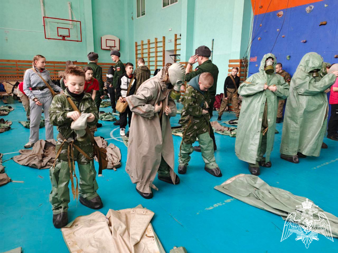 Кадеты подольского «Гвардейского класса» приняли участие в военно-патриотической игре «В белоснежных полях под Москвой-2025», посвященной 80-летию Великой Победы (Видео)