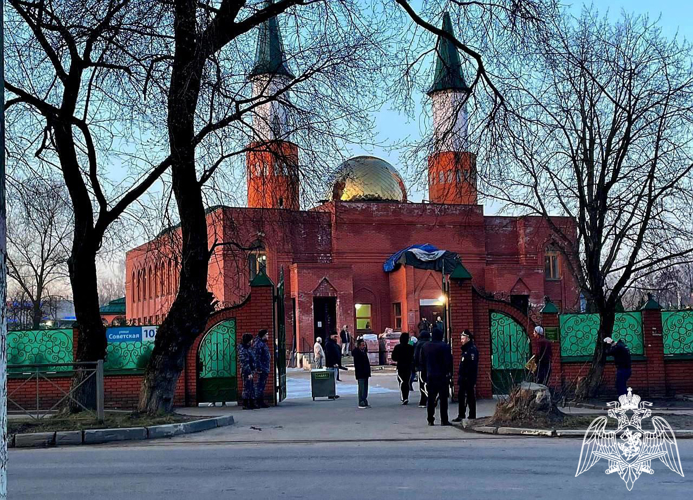 Военнослужащие и сотрудники Росгвардии обеспечили безопасность граждан во время проведения мусульманского праздника Ураза-Байрам в Подмосковье