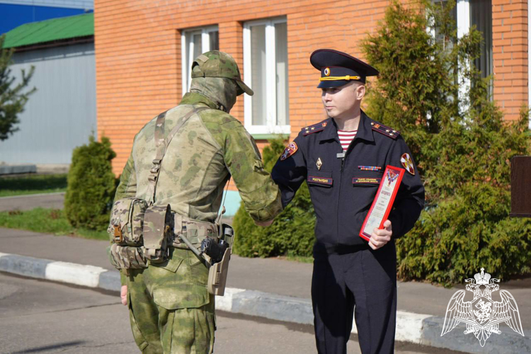 Сотрудники подмосковных спецподразделений Росгвардии, выполнявшие служебный долг на Северном Кавказе, вернулись из командировки (видео)