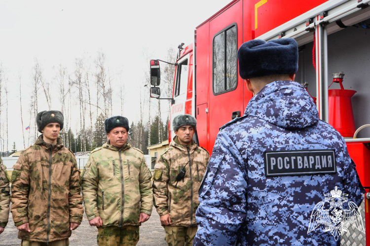Специалисты инспекции пожарной безопасности подмосковного главка Росгвардии отмечают день образования подразделения