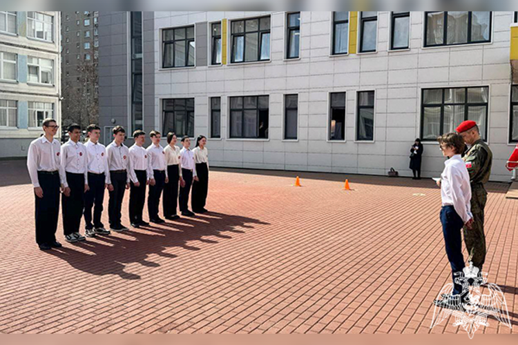 В Подмосковье Росгвардия провела военно-патриотическую игру «Зарница 2.0» для подрастающего поколения