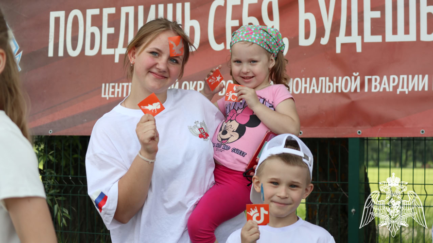 В Подмосковье прошло масштабное спортивно-патриотическое мероприятие в честь Дня России (видео)