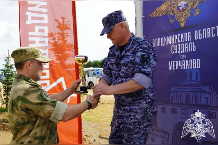 Сборная команда подмосковного главка Росгвардии завоевала серебро в чемпионате Центрального округа по служебному биатлону