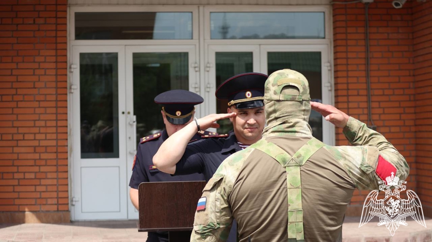 В Подмосковье сотрудники специальных подразделений Росгвардии вернулись из служебной командировки (видео)