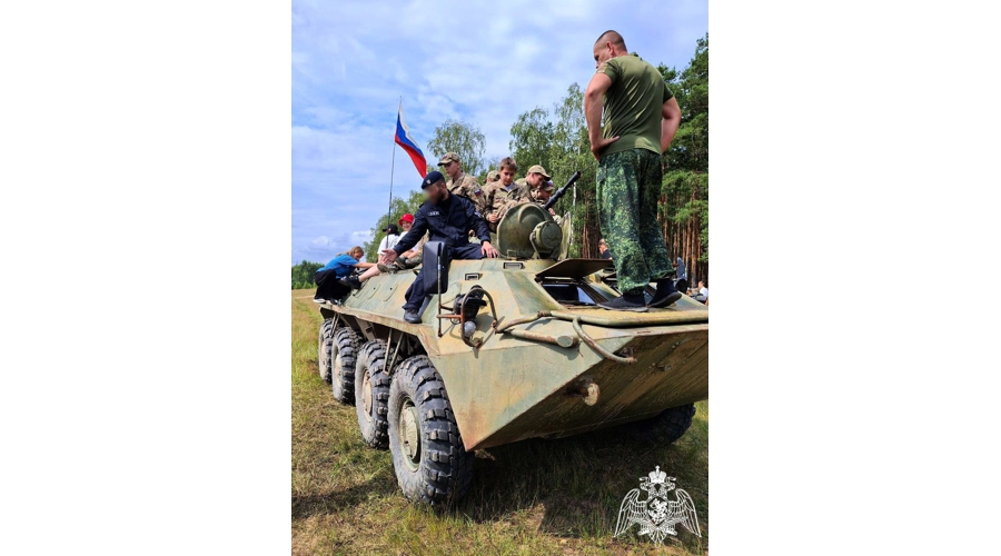 В Подмосковье сотрудники Росгвардии организовали спортивно-патриотический праздник для жителей региона 