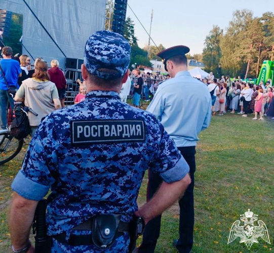 Росгвардия обеспечила безопасность на массовых мероприятиях в Подмосковье 