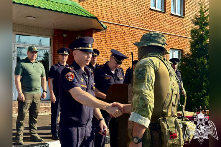 В подмосковном главке Росгвардии состоялась встреча сотрудников спецподразделений, вернувшихся из служебной командировки