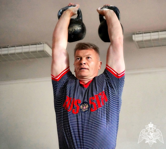 В Главном управлении Росгвардии по Московской области состоялся чемпионат по гиревому спорту