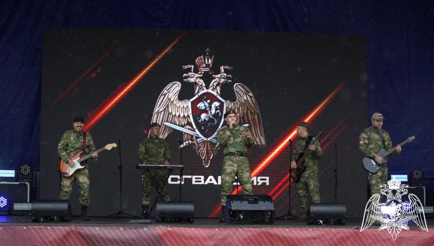 Сотрудники подмосковного главка Росгвардии приняли участие в культурно-просветительском мероприятии «Один день с Росгвардией»