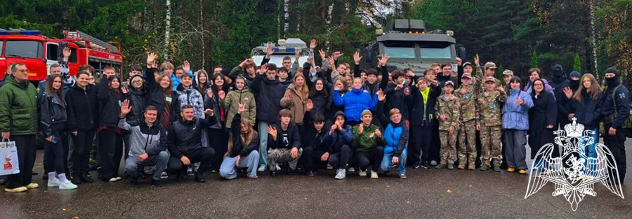 В Подмосковье сотрудники спецподразделения Росгвардии приняли участие в организации военно-патриотического форума