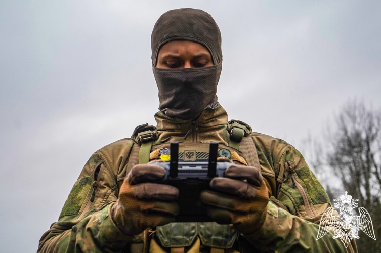Тактико-специальные учения операторов БПЛА спецподразделения Росгвардии прошли в Подмосковье  (видео)