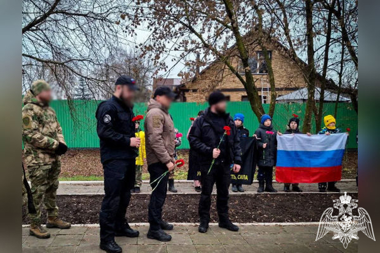 Сотрудники спецподразделения Росгвардии приняли участие в памятной акции в Подмосковье