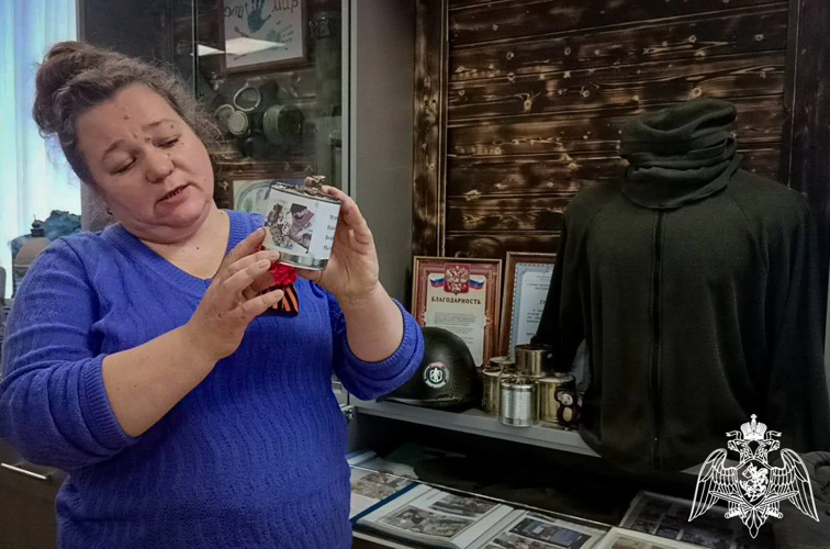 Росгвардейцы провели патриотическое мероприятие, посвящённое Дню Героев Отечества в Подмосковье 