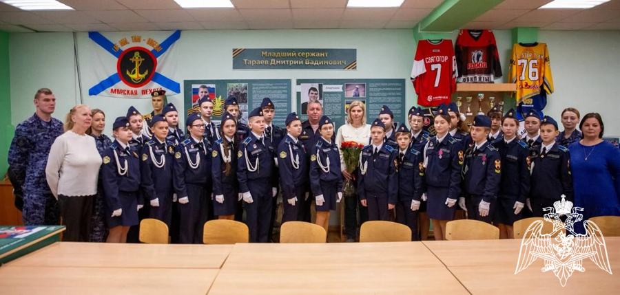 Росгвардейцы провели патриотическое мероприятие для кадетов в Подмосковье
