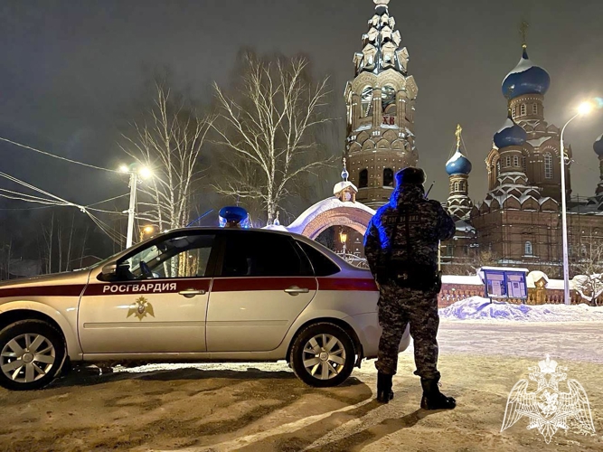 Росгвардейцы обеспечили безопасность мероприятий в Крещение Господне в Подмосковье (видео)