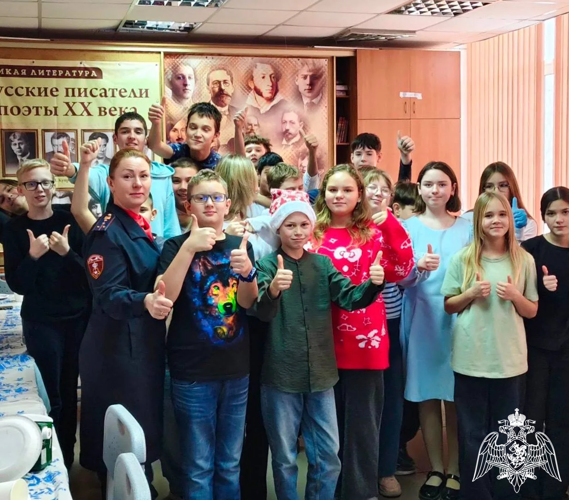 Росгвардейцы провели зимний урок безопасности для школьников в Подмосковье