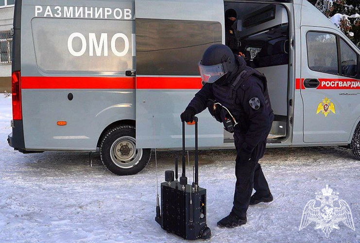 Сотрудники спецподразделения Росгвардии провели учения по нейтрализации взрывоопасных предметов