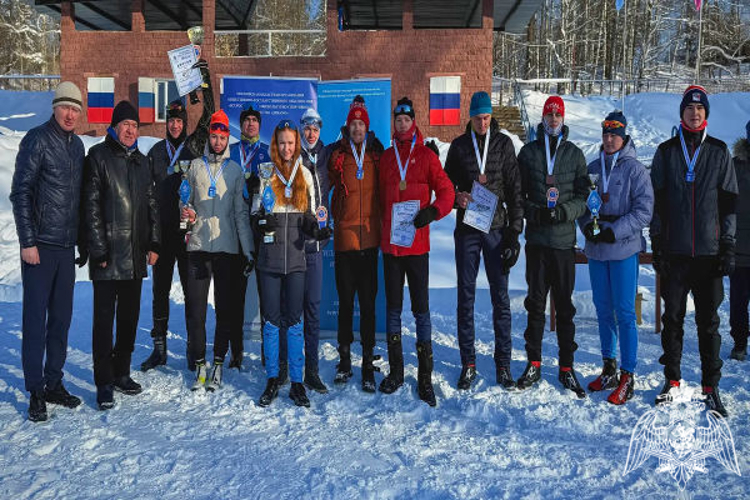 Сборная команда подмосковного главка Росгвардии одержала победу на межведомственном Чемпионате по лыжным гонкам в Подмосковье