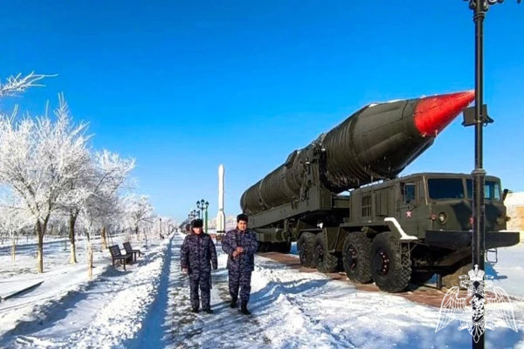 Сотрудники вневедомственной охраны подмосковного главка Росгвардии на комплексе «Байконур» отмечают 54-ю годовщину со дня образования подразделения