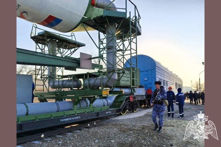 Росгвардейцы обеспечили безопасность транспортировки ракеты-носителя «Союз» на космодроме «Байконур» (видео)
