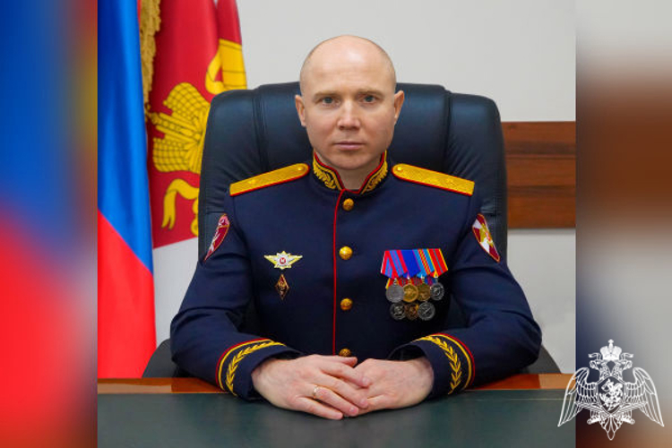 Начальник подмосковного главка Росгвардии по Московской области поздравил женщин-военнослужащих, сотрудниц и гражданских служащих с Международным женским днём