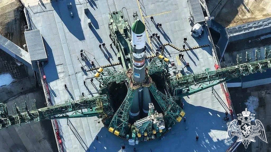 Росгвардейцы обеспечили безопасность транспортировки ракеты-носителя «Союз» на космодроме «Байконур» (видео)