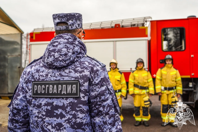 Специалисты инспекции пожарной безопасности подмосковного главка Росгвардии отмечают День образования подразделения