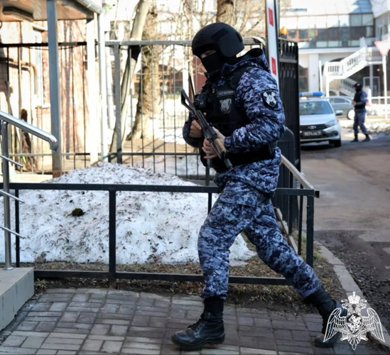 Росгвардейцы приняли участие в межведомственных учениях на объекте образования в Подмосковье