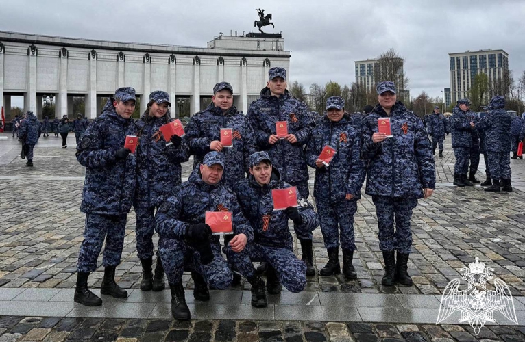 Более 50 сотрудников Главного управления Росгвардии по Московской области завершили обучение в Центре профессиональной подготовки сотрудников вневедомственной охраны 