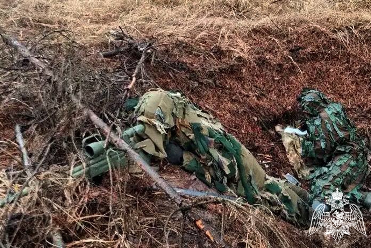 В День снайпера героем рубрики «Знай наших» стал сотрудник ОМОН «Пересвет» Главного управления Росгвардии по Московской области 