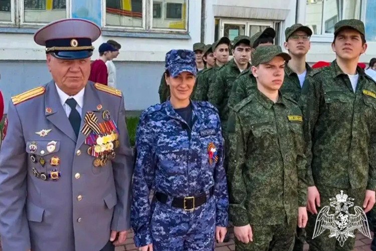 Росгвардейцы провели военно-патриотическую игру для подрастающего поколения в Подмосковье