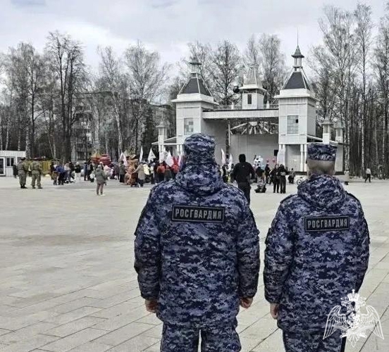 Росгвардейцы обеспечили правопорядок и безопасность в День Весны и Труда в Подмосковье