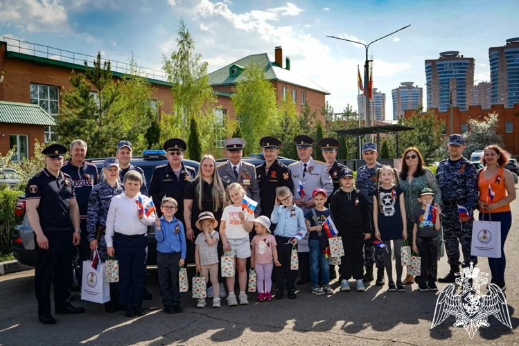 В Подмосковье росгвардейцы присоединились к патриотической акции «Лес Победы»