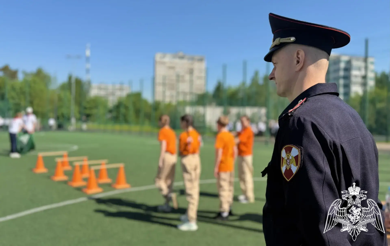 Росгвардейцы организовали военно-патриотическую игру «Зарница» в Подмосковье