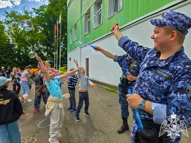 Росгвардейцы организовали патриотическое мероприятие для юных жителей Подмосковья