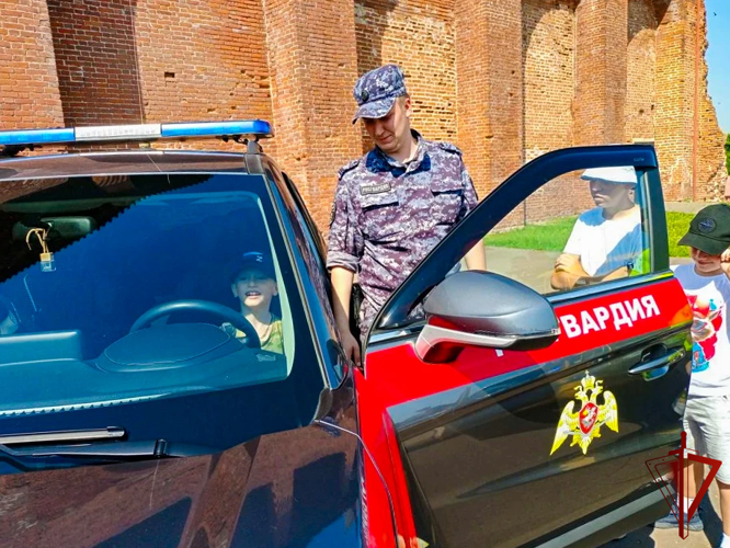 Росгвардейцы организовали патриотическое мероприятие в Подмосковье