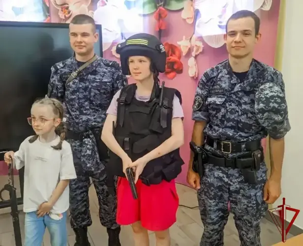 Акция «Каникулы с Росгвардией» продолжается в Подмосковье